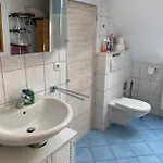 Moderne Maisonette-wohnung Am Karpfenteich; Modern With View Of The Carp Pond 公寓