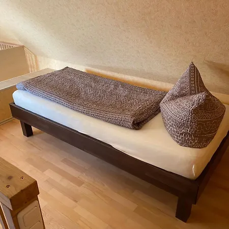 Apartment Moderne Maisonette-wohnung Am Karpfenteich; Modern With View Of The Carp Pond