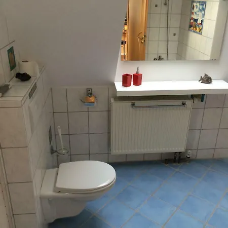 Moderne Maisonette-wohnung Am Karpfenteich; Modern With View Of The Carp Pond *