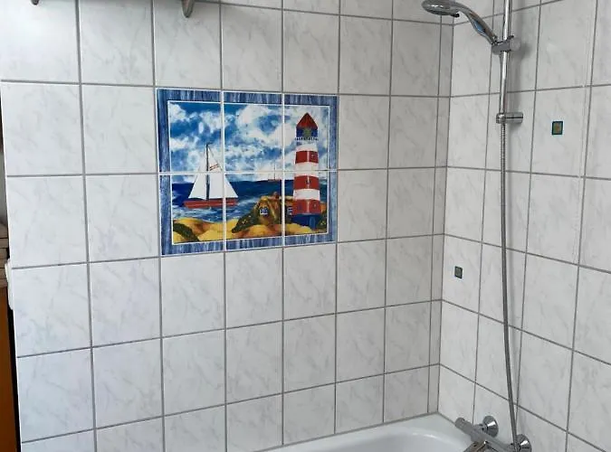 Appartement Moderne Maisonette-wohnung Am Karpfenteich; Modern With View Of The Carp Pond