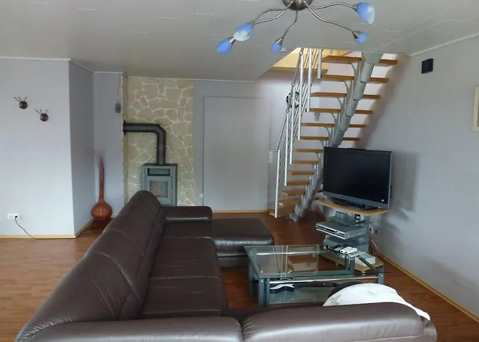 Moderne Maisonette-wohnung Am Karpfenteich; Modern With View Of The Carp Pond Barmstedt